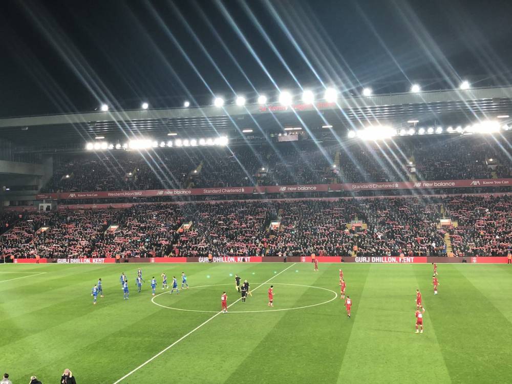 乔纳森-戴维：我可以踢任何位置；一直在训练后进行加练（乔纳森-戴维：位置不设限，训练后坚持加练）