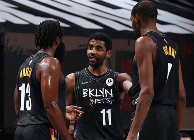 布斯克茨、阿尔巴正式退役，巴萨队长特尔施特根送祝福（布斯克茨与阿尔巴官宣退役，巴萨队长特尔施特根送上祝福）