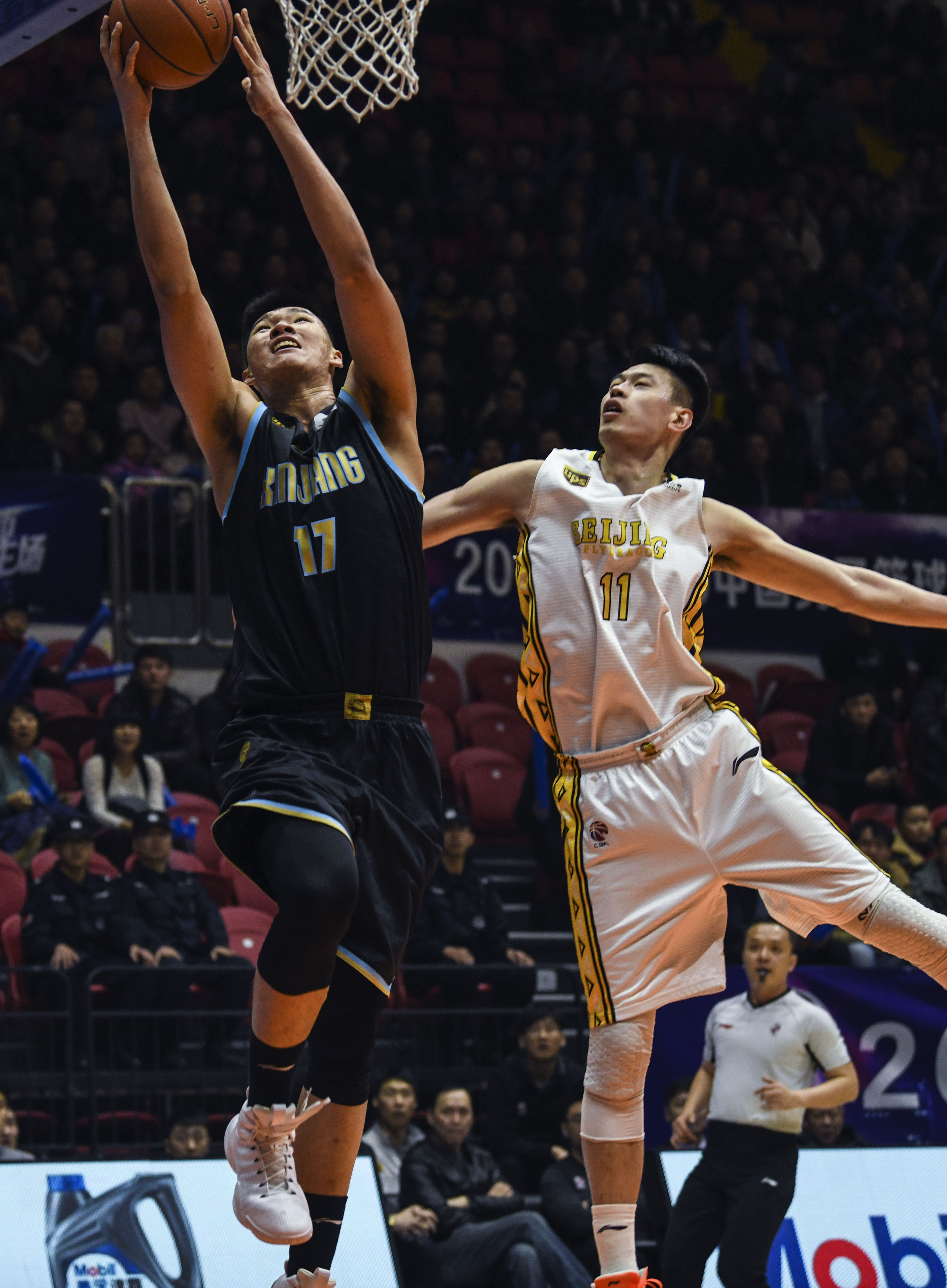 亚洲强队主力集体伤退，备战形势骤紧（亚洲劲旅主力接连伤退，备战形势告急）